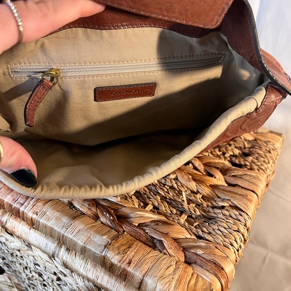 Givenchy. Cognac brown wristlet or clutch- - Picture 5 of 5